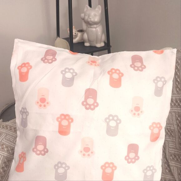 Kitty Cat Paws Print Design Zippered Pillowcase for Accent Pillow - Picture 12 of 13